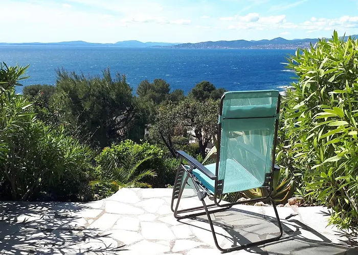 Duplex, Vue Panoramique Sur La Mediterranee, Piscine, Garage