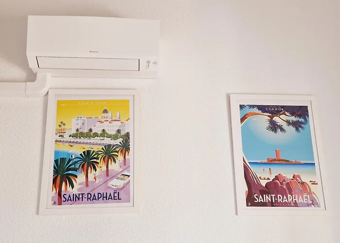 Duplex, Vue Panoramique Sur La Mediterranee, Piscine, Garage