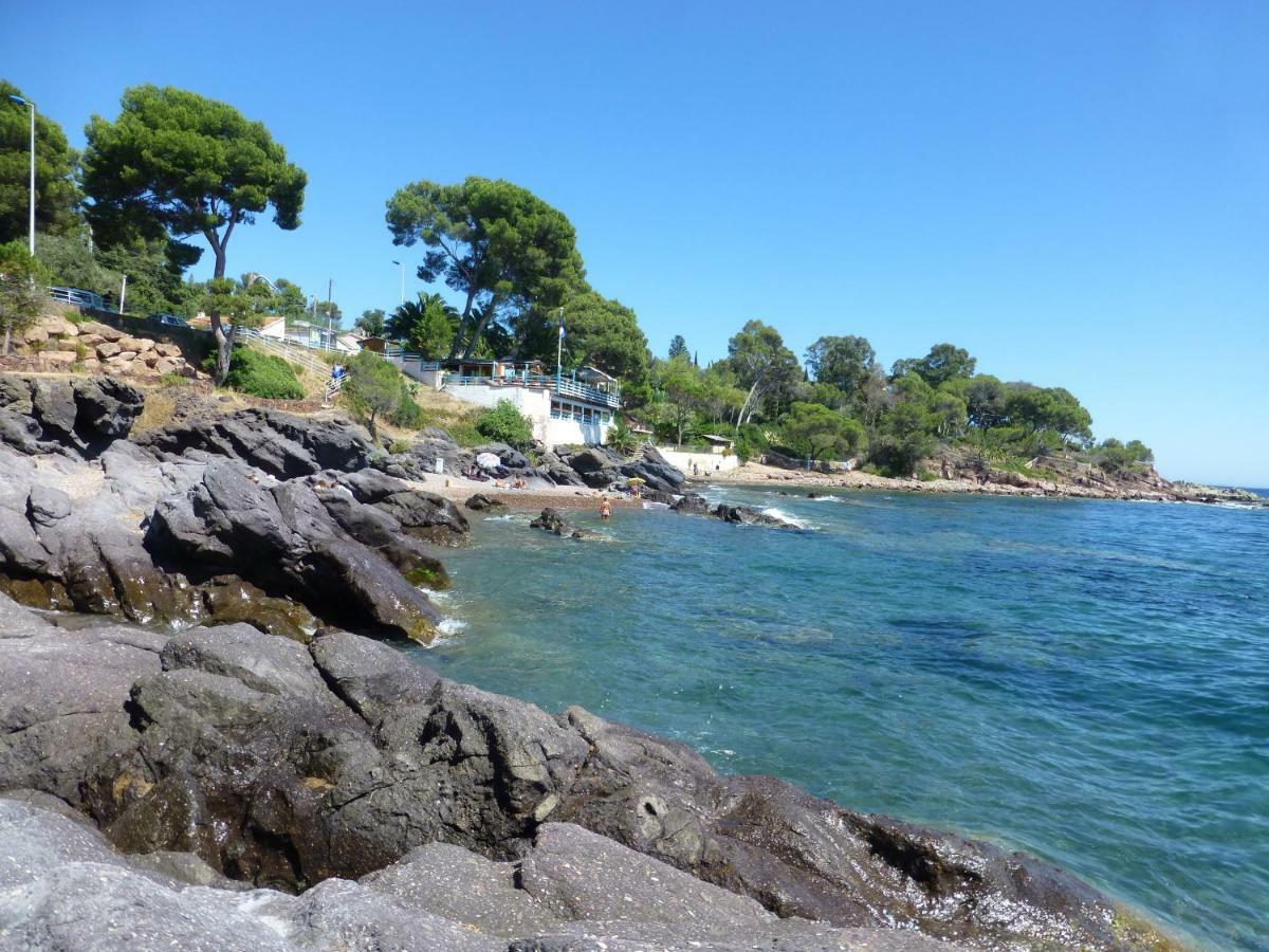 Duplex, Vue Panoramique Sur La Mediterranee, Piscine, Garage *