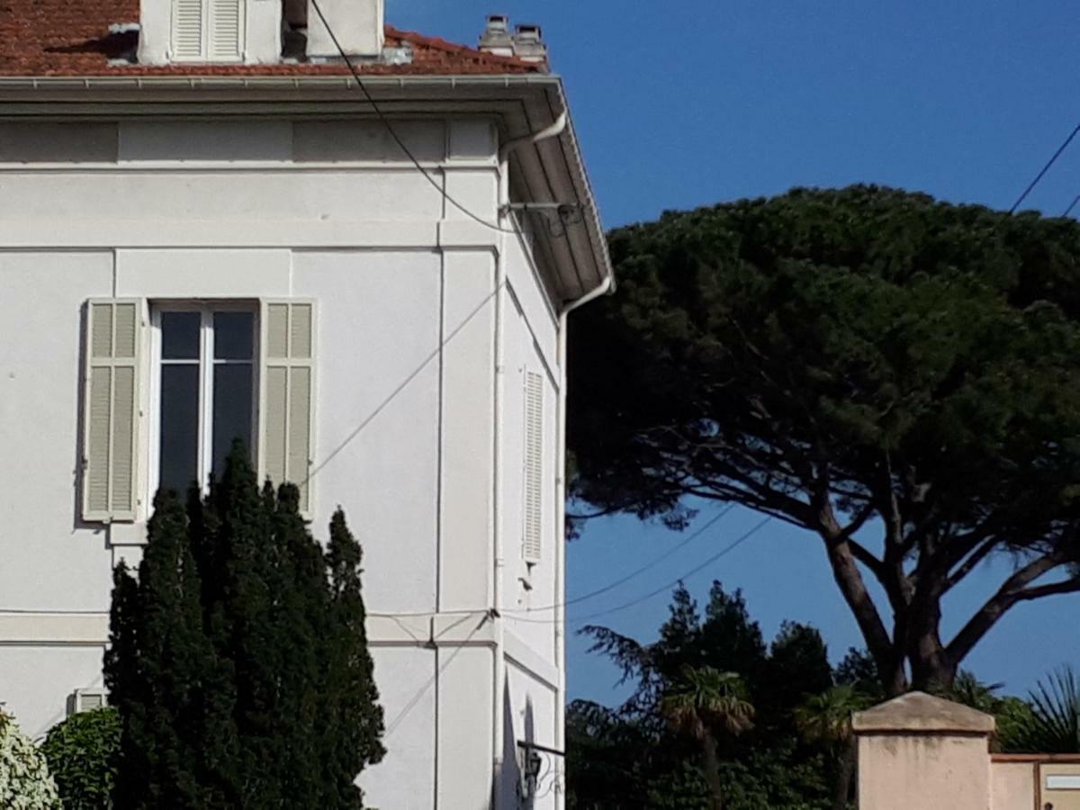Duplex, Vue Panoramique Sur La Mediterranee, Piscine, Garage * Saint-Raphael (Var)